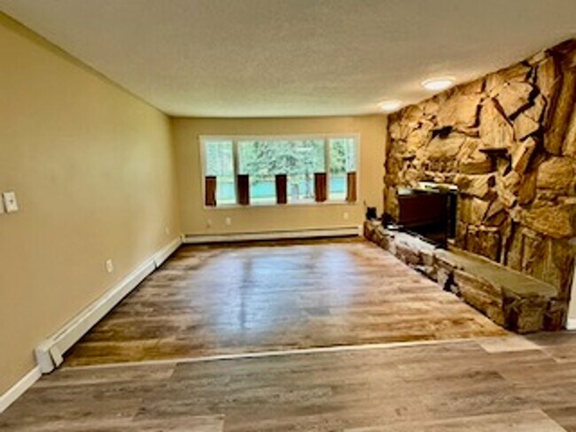 Foto del edificio - 544 Sandpiper Dr