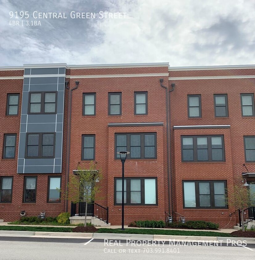 Primary Photo - MASSIVE TOWNHOME, W ROOFTOP DECK, & CUSTOM...