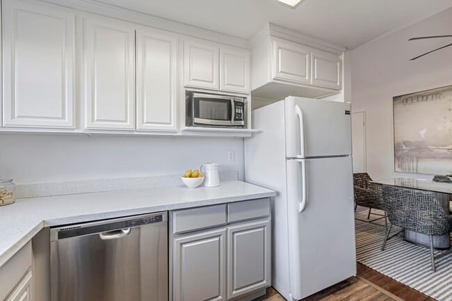 Building Photo - 10995 Northseal Square