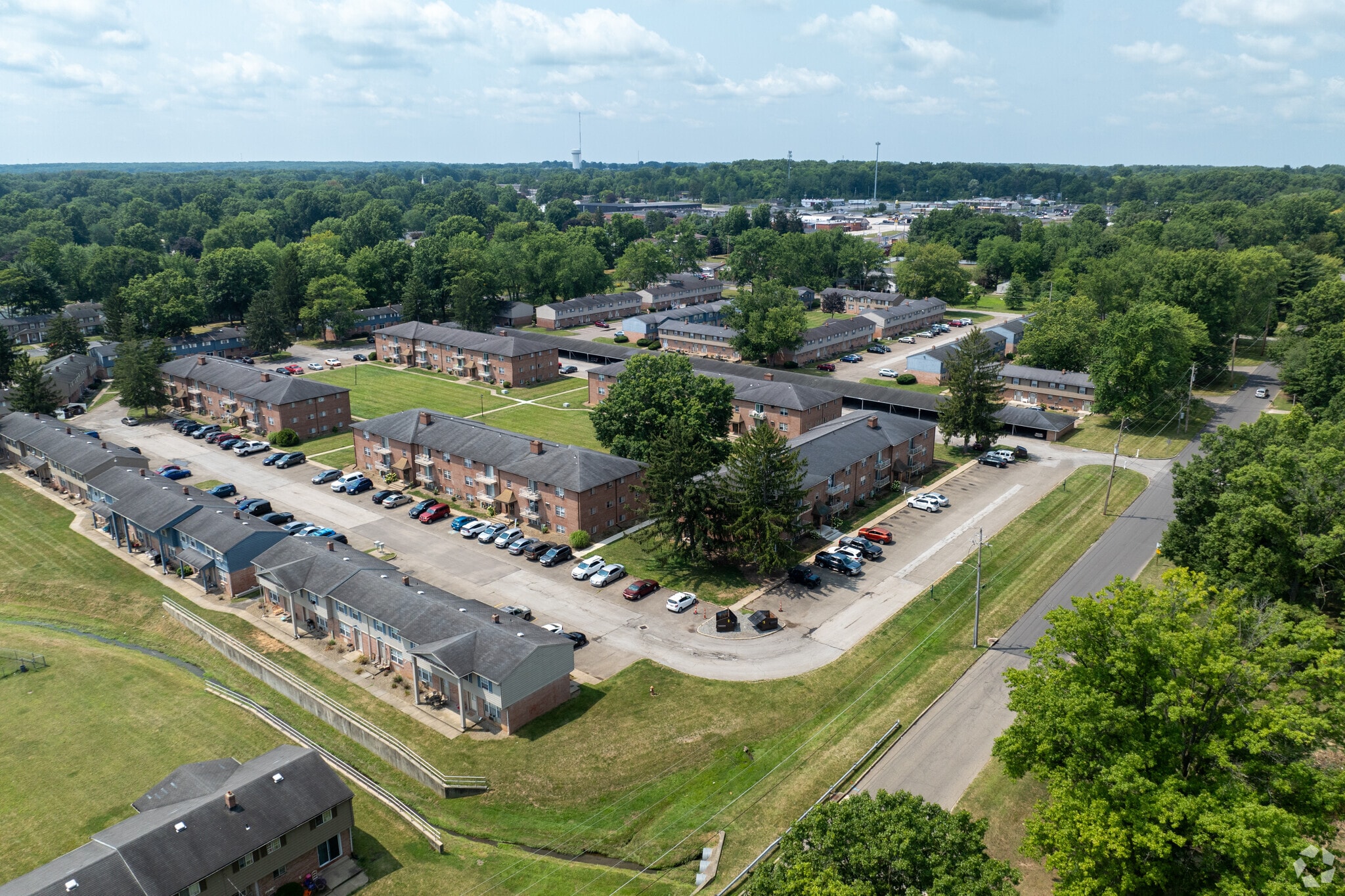 Four Seasons Apartments and Townhomes – photo 1 of 27