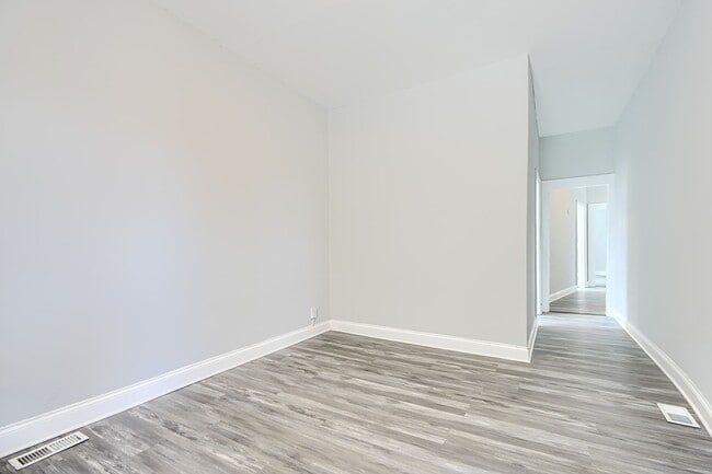 Photo - 400 N Hilton St Apartment