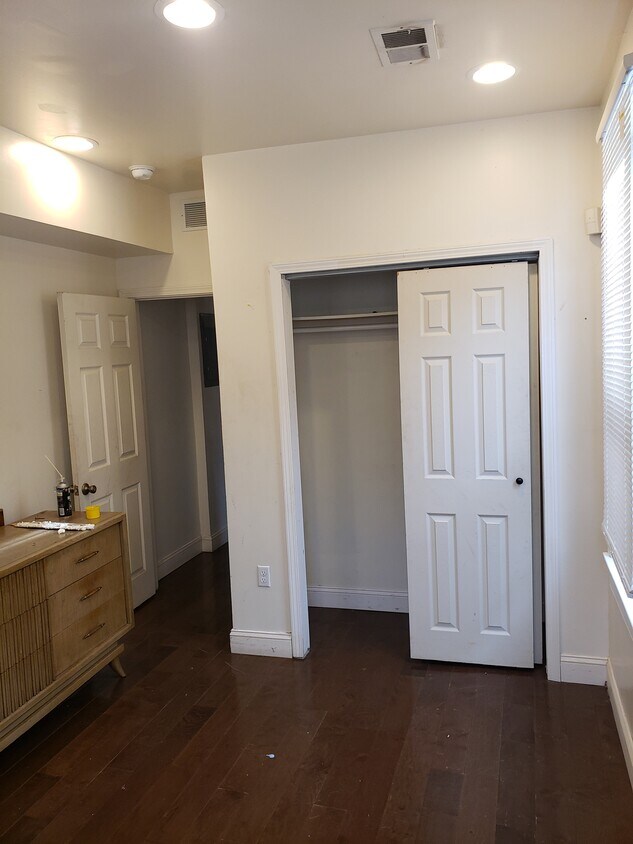 Foto del edificio - 2620 N 18th St