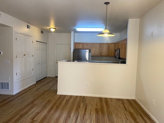 Building Photo - 2541 S Bahama Cir
