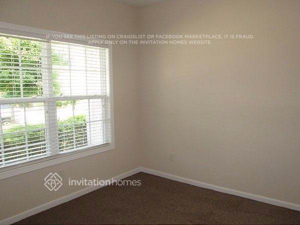 Foto del edificio - 6872 Grand Hickory Dr