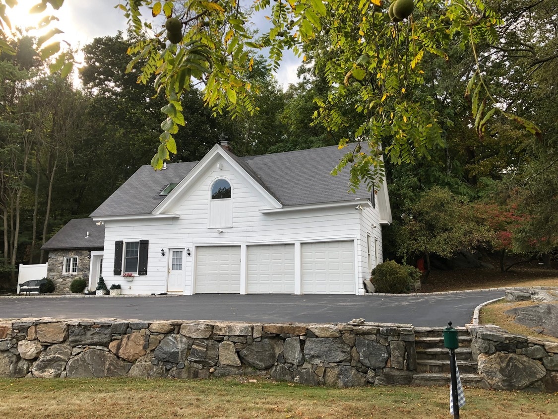 255 Mountain Rd, Irvington, NY 10533 House for Rent in Irvington, NY