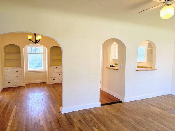 Foto del edificio - 290 S Mountain Ave