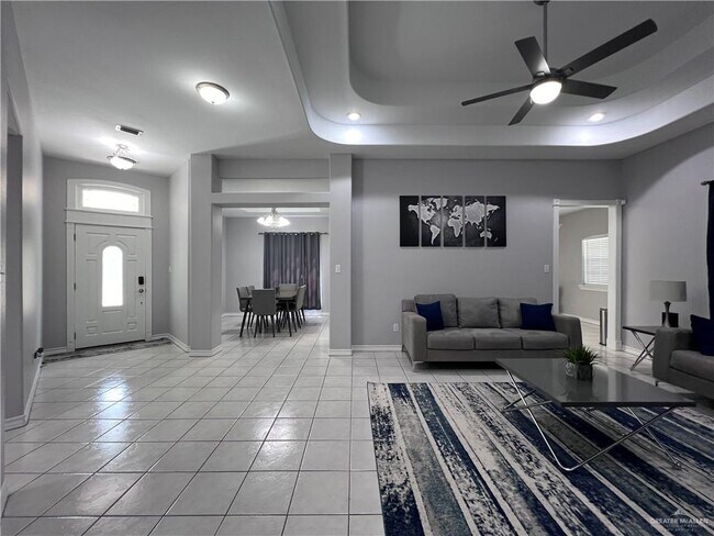 Foto del edificio - 4712 W Hackberry Ave