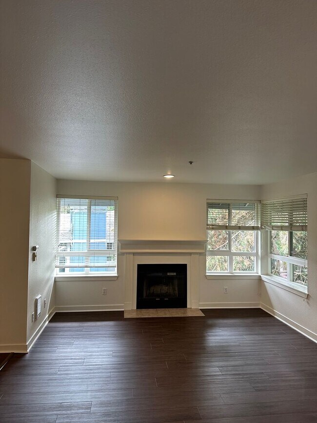 Foto del edificio - Nice 2 bed / 1 bath Condo in Bothell!