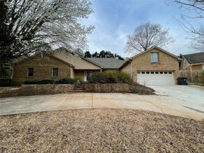 Building Photo - 2273 Windland Dr