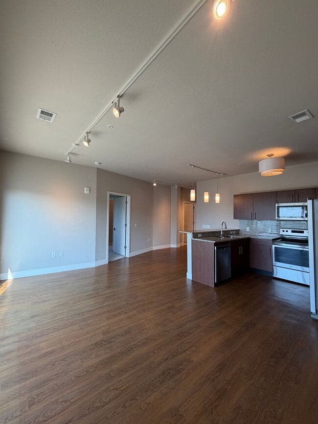 Building Photo - Granary Lofts