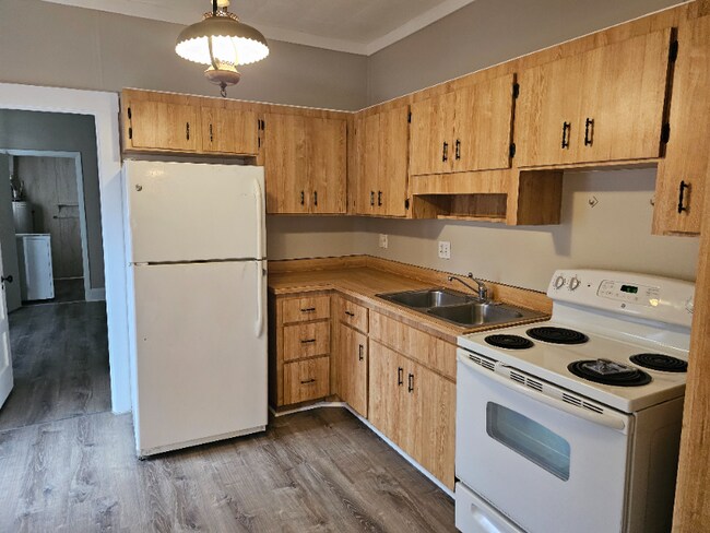 Foto del edificio - 312 S Pine St