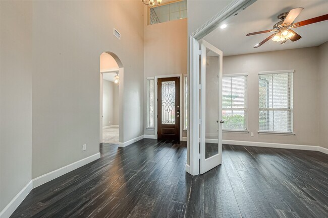 Foto del edificio - 6527 Camillia Ct