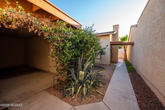 Building Photo - 3346 W Starfall Pl