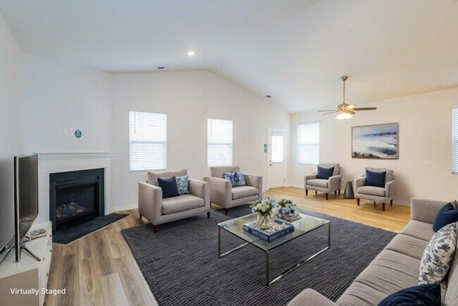 Foto del edificio - 599 Snapdragon Ln