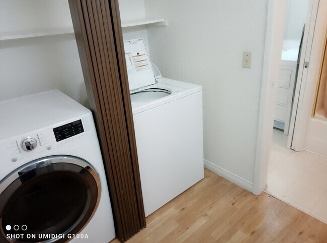 Foto del edificio - 28347 Winn Ct