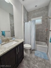 Building Photo - 6839 Saona CT