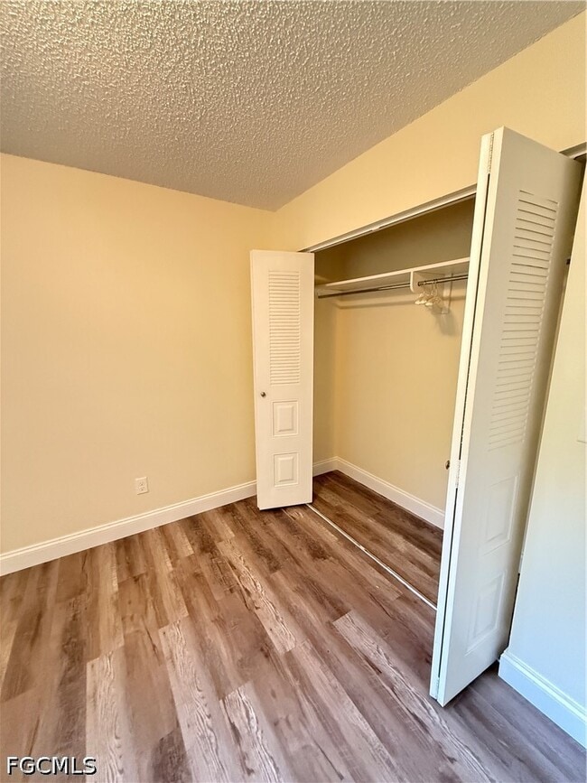 Building Photo - 17426 Birchwood Ln