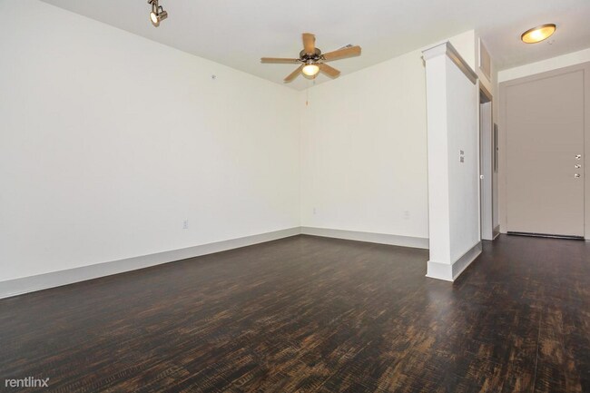 Building Photo - 5256 Burnet Rd