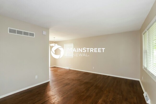 Building Photo - 3 Bedroom Pet-Friendly Home in Kansas City...