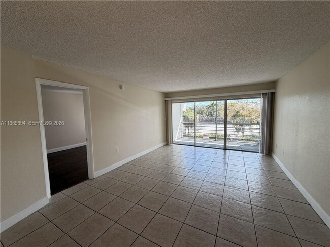 Building Photo - 4255 N University Dr