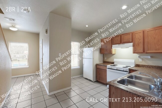 Building Photo - 4616 Swann Ln