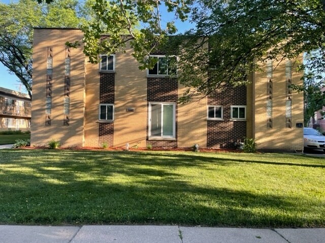 Foto del edificio - 1019 Peterson Ave
