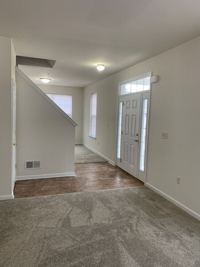 Foto del edificio - Future Rental! Woodcrest Hills - Central S...