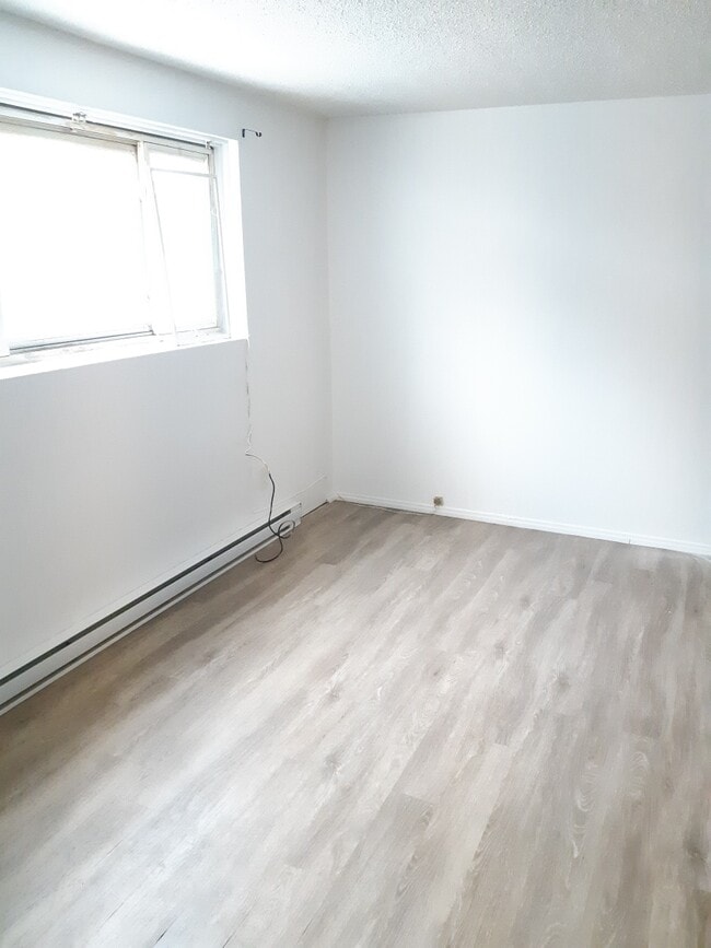 Photo du bâtiment - 434 Palace Rd