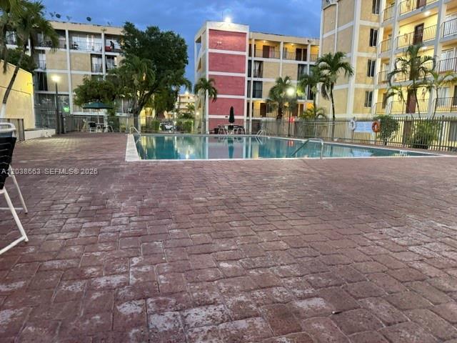 Foto del edificio - 9280 Fontainebleau Blvd