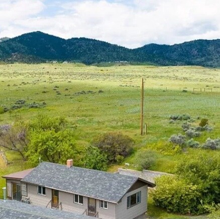 Foto principal - 269 Hot Springs Rd