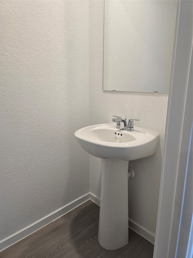 Foto del edificio - 25560 Blossom Ct