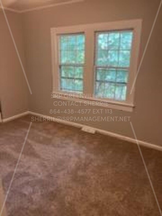 Building Photo - NEWLY RENOVATED HOME!!! 3 BEDROOM 2 BATH H...