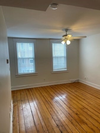 Foto del edificio - 468 E 7th St
