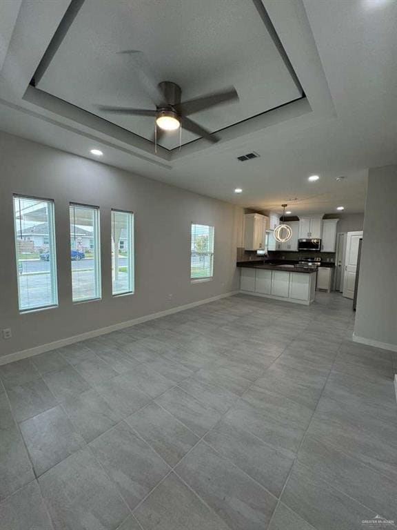 Building Photo - 13 Clarence Dr