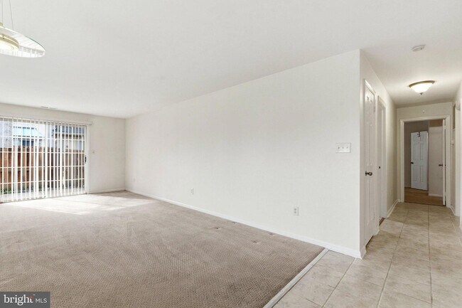 Foto del edificio - 3403 Waltham Ct