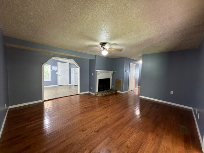 Foto del edificio - 2233 Ladd Springs Rd SE