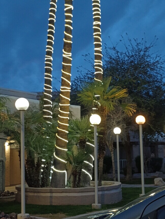 Foto del edificio - 5757 W Eugie Ave