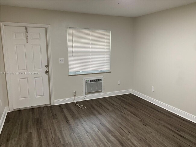 Foto del edificio - 2137 Hayes St