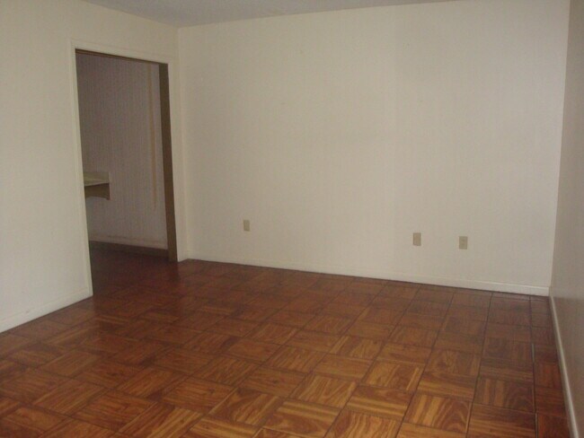 Foto del edificio - 1287 Oak Rd