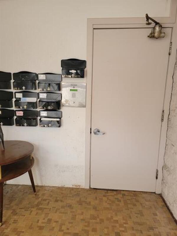 Foto del edificio - 221 13th St S