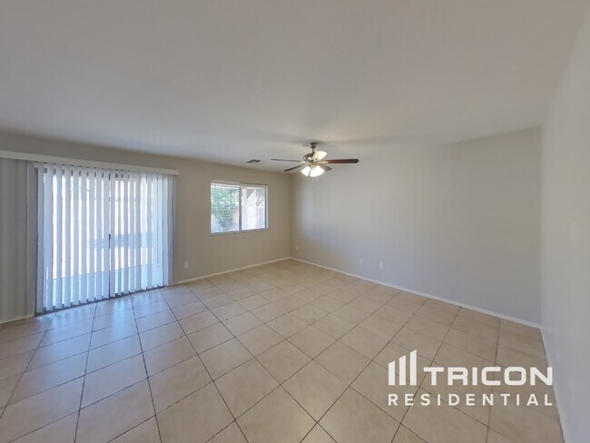 Foto del edificio - 11328 W Hazelwood St