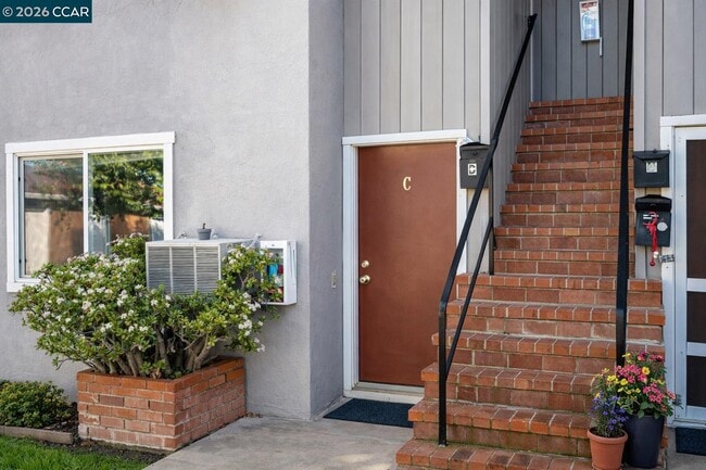 Foto del edificio - 2756 Argyll Ave