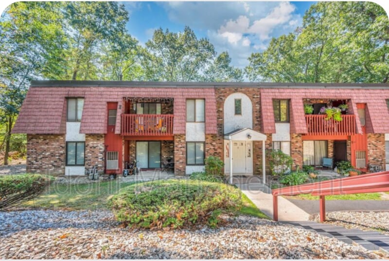 31 Woodsedge Dr Unit 5b, Newington, CT 06111 Room for Rent in