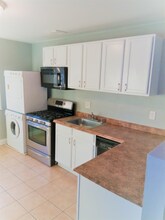 Building Photo - 1050 Grand Ave