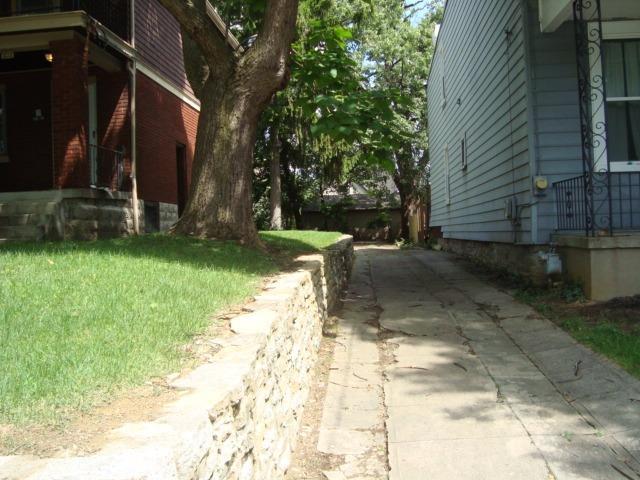 Building Photo - 1828 Tilden Ave