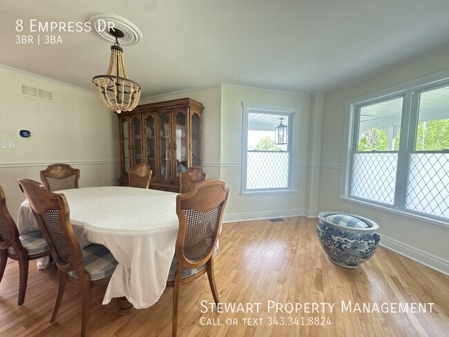 Building Photo - 8 Empress Dr