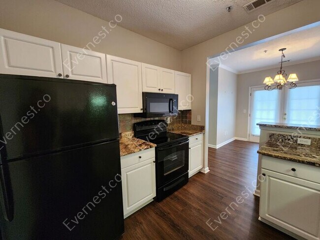 Building Photo - 205 Spring Heights Ln