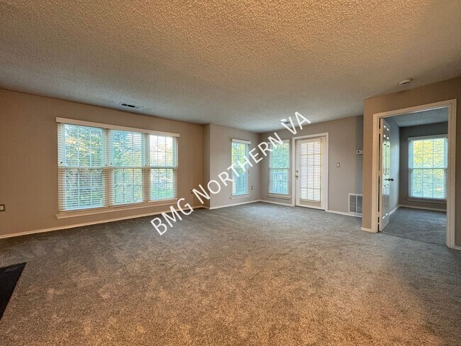 Foto del edificio - 21026 Timber Ridge Terrace