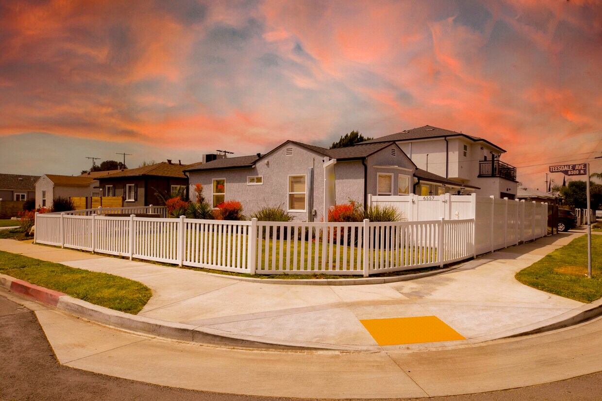 6557 Teesdale Ave, North Hollywood, CA 91606 House Rental in North