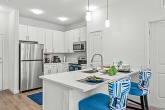 Building Photo - Gallery3100